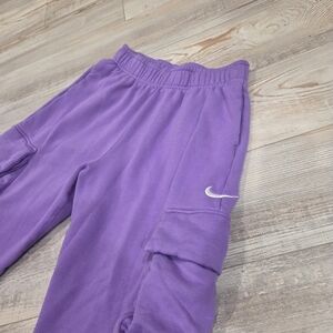 Nike Baggy & Oversized Joggers- In Lavender